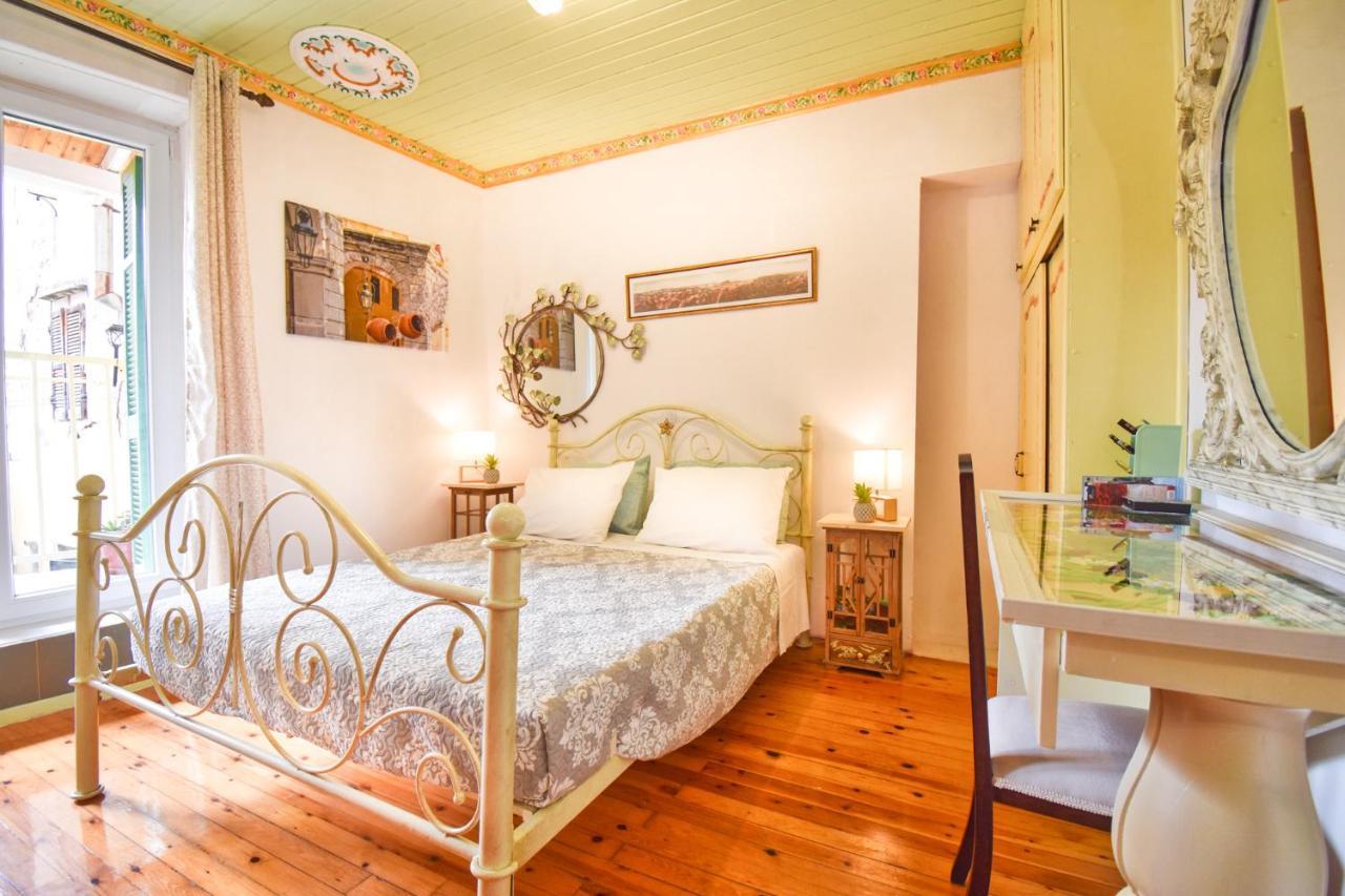 Venetian Well Gallery Apartment In Corfu Old Town Dış mekan fotoğraf